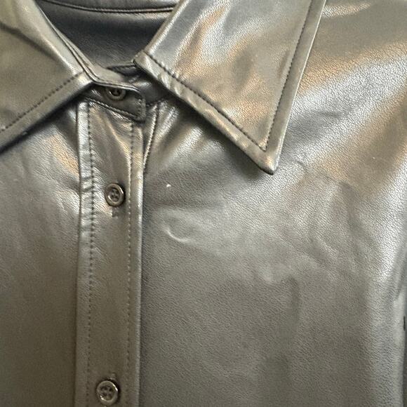 Vegan leather shirt - Picture 2 of 5